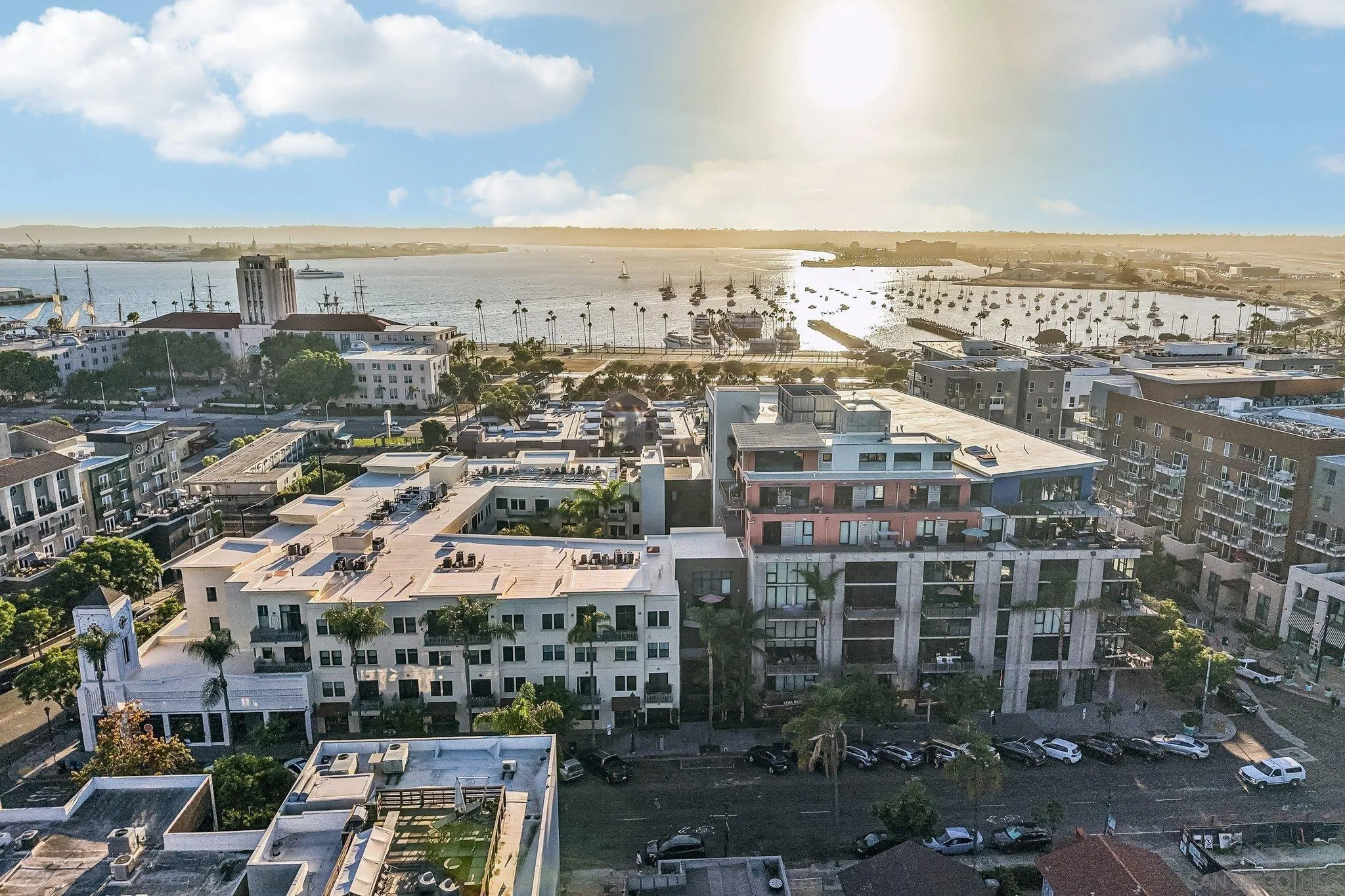 https://cdn.realtyfeed.com/cdn/127/260021601/fca4eeeeafa70d6f42f31376d0cd2c5a.webp