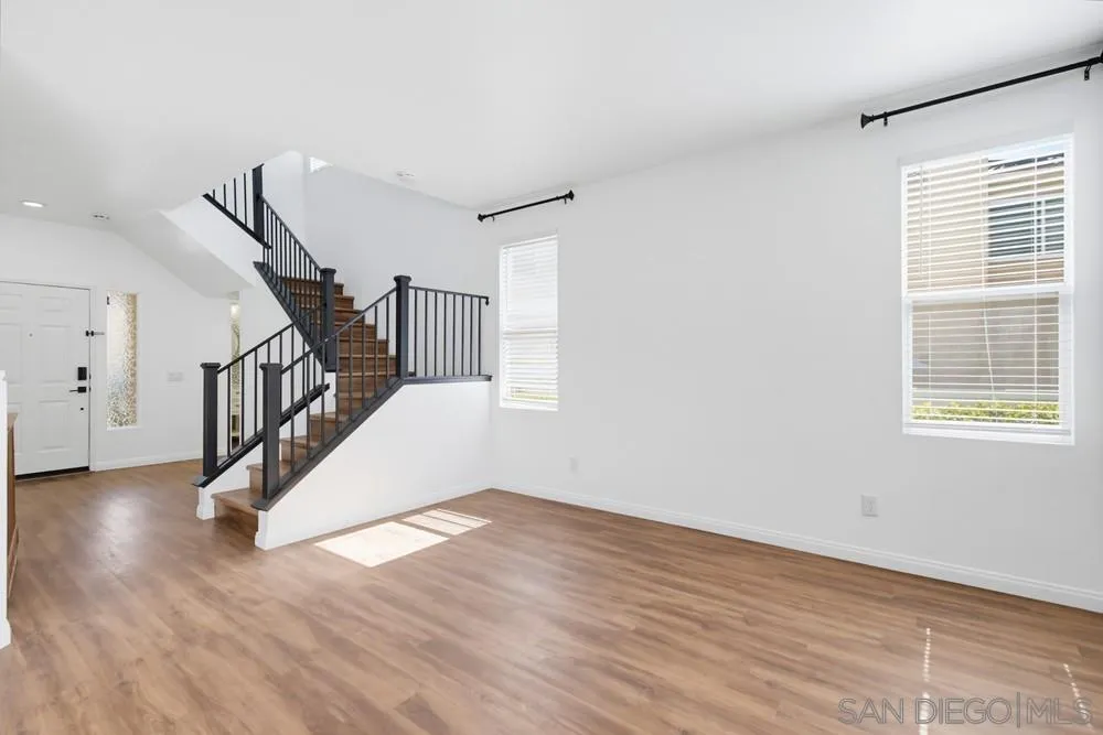 https://cdn.realtyfeed.com/cdn/127/260021602/c3ceafafbc881c90b27776d52e06aab2.webp