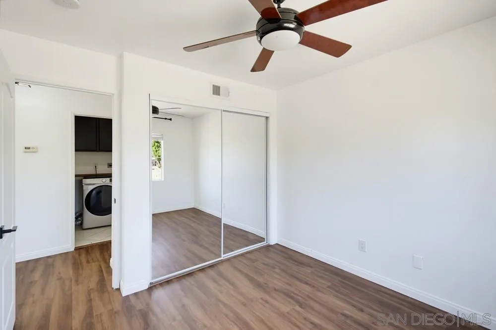 https://cdn.realtyfeed.com/cdn/127/260021602/de9c337b51b3c3466f93ff3bd8bcd9d5.webp