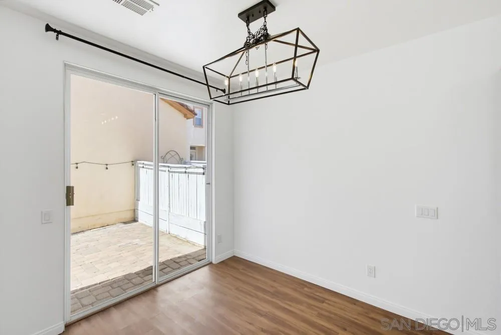 https://cdn.realtyfeed.com/cdn/127/260021602/e5824ae72b8d14aae9d7f94f38e535e6.webp