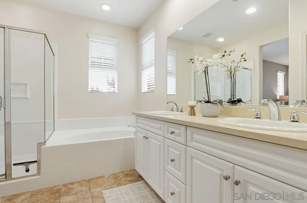 https://cdn.realtyfeed.com/cdn/127/260021604/11badc10d800b78bf7e1dbb2d2a88d57.webp