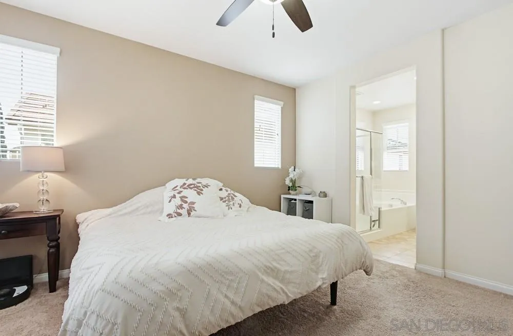 https://cdn.realtyfeed.com/cdn/127/260021604/d86fb6aeeba7da386e1a887878f2b5dd.webp