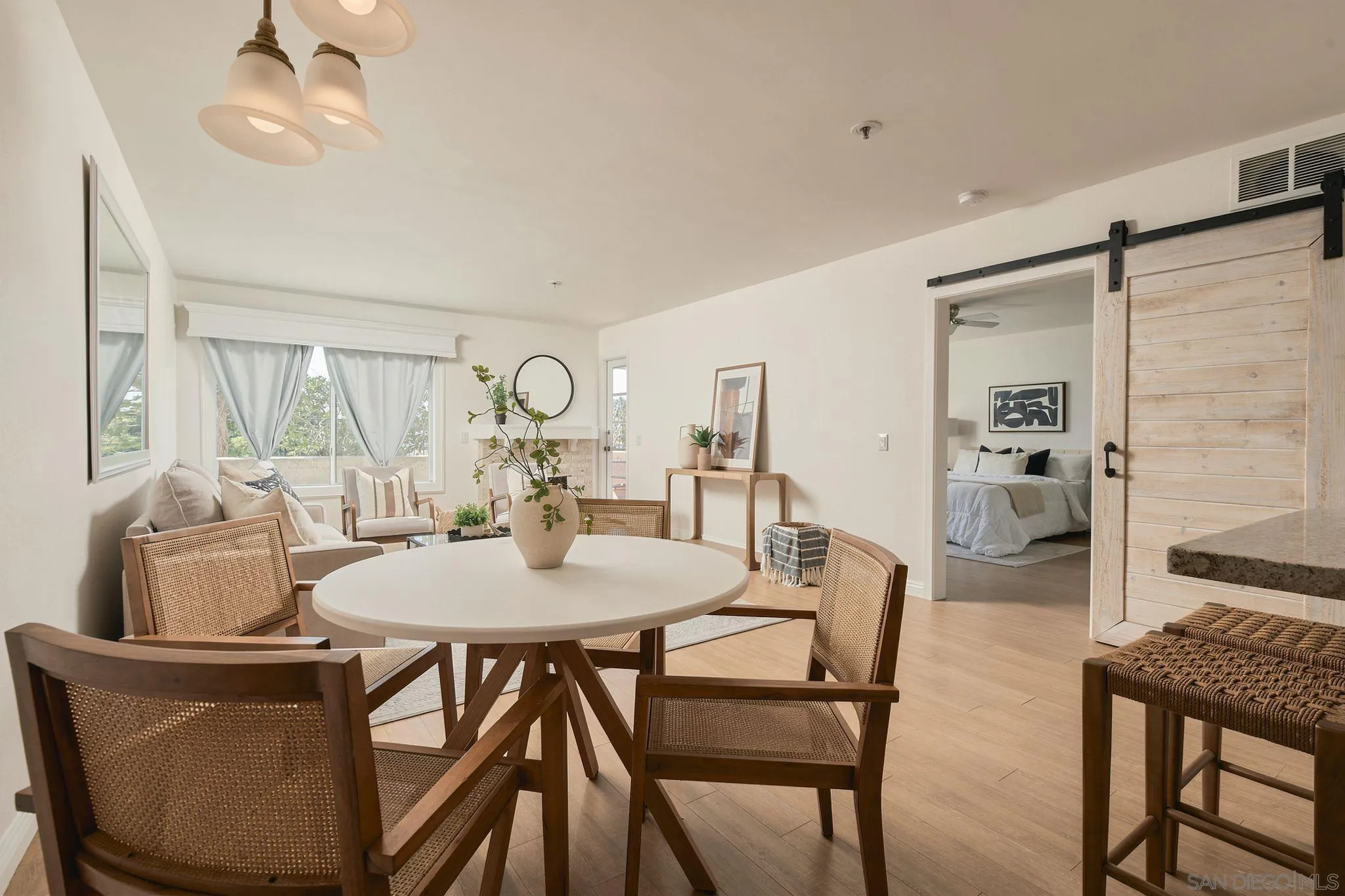 https://cdn.realtyfeed.com/cdn/127/260021605/a9b18bdc98976ce0e6fd103f91f56602.webp