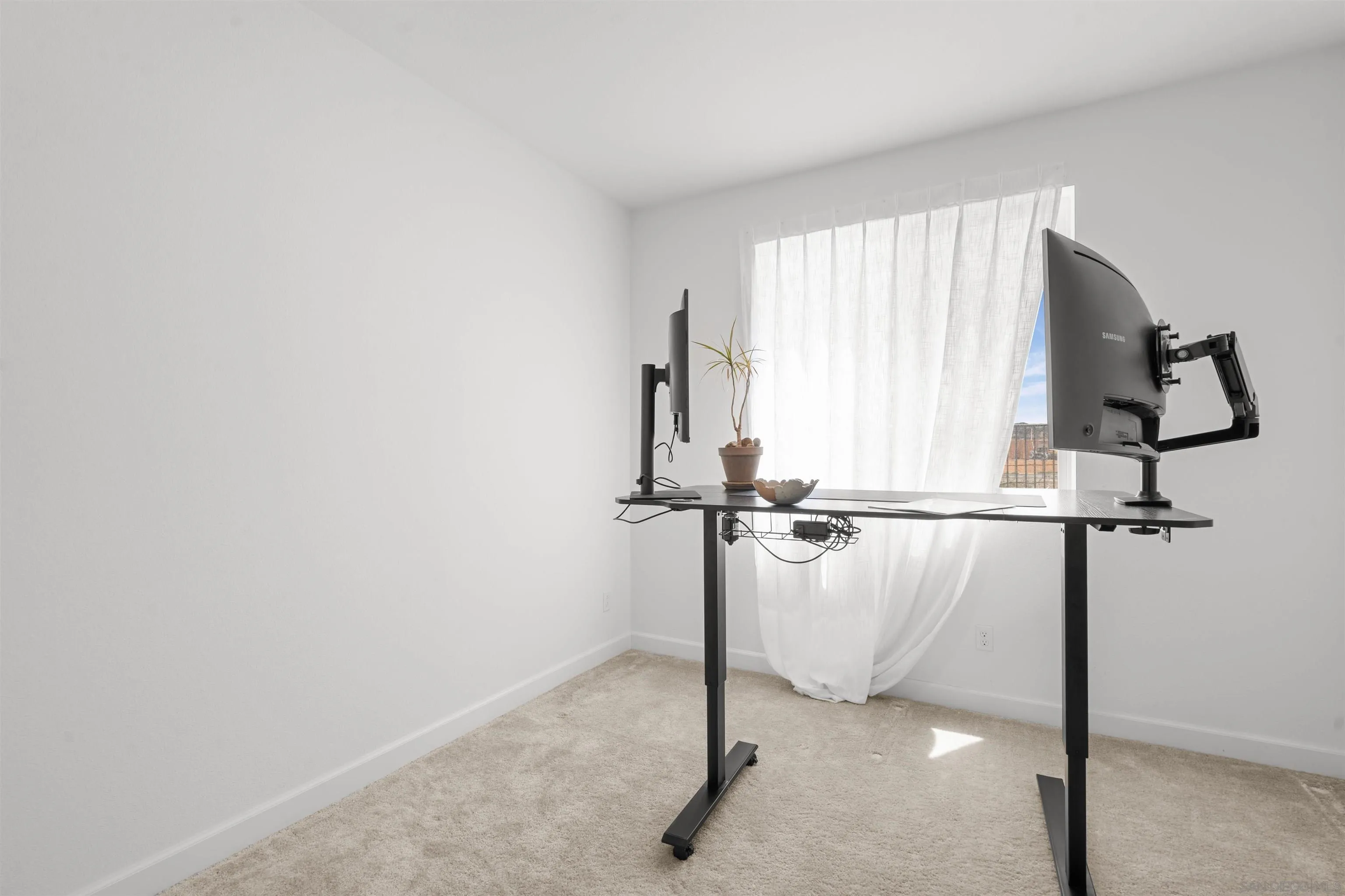 https://cdn.realtyfeed.com/cdn/127/260021607/e54394fbb5f9089583ded16fc4dbc174.webp