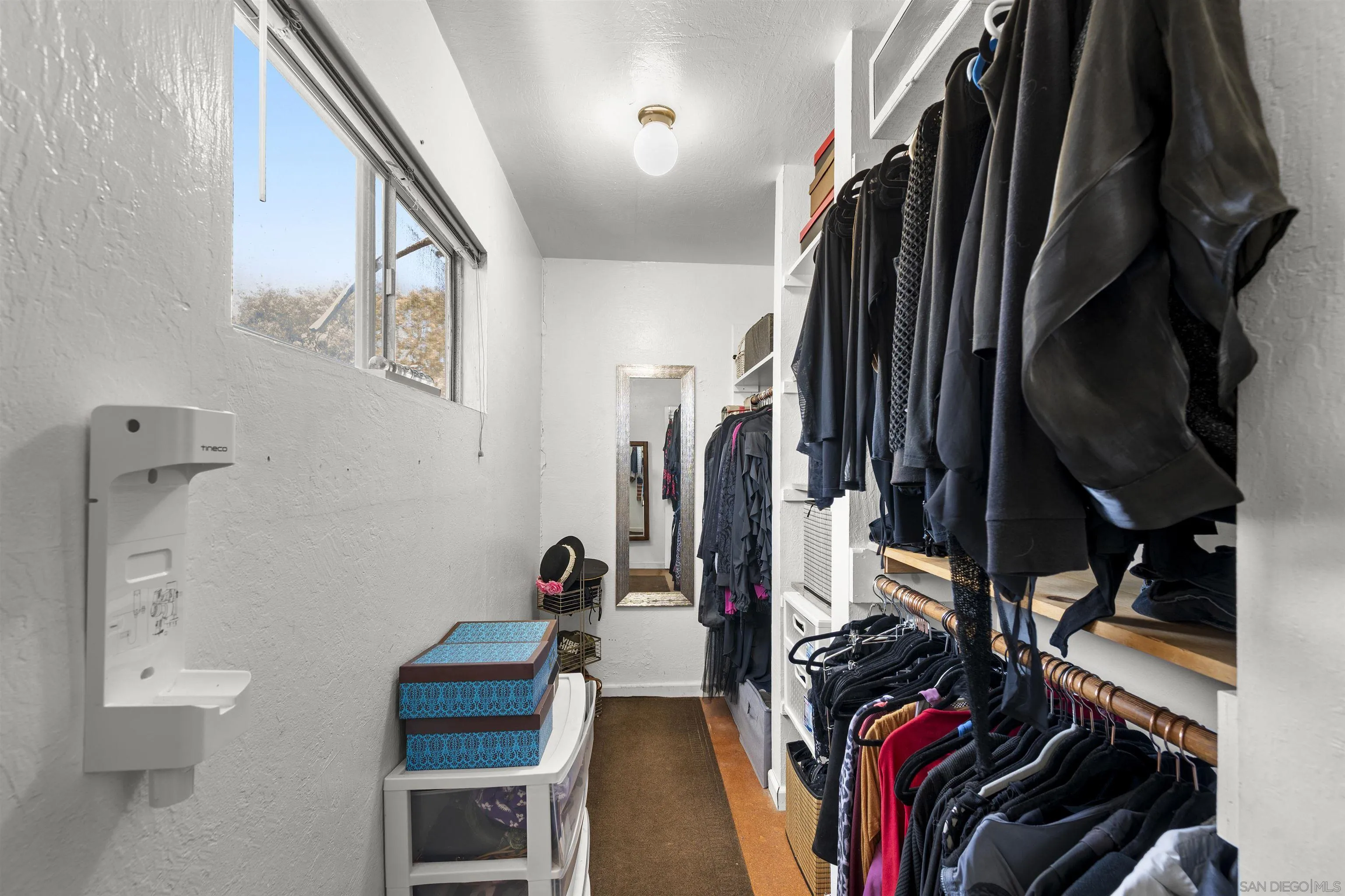 https://cdn.realtyfeed.com/cdn/127/260021611/4d3d58819370c69419e9f8274cd20724.webp