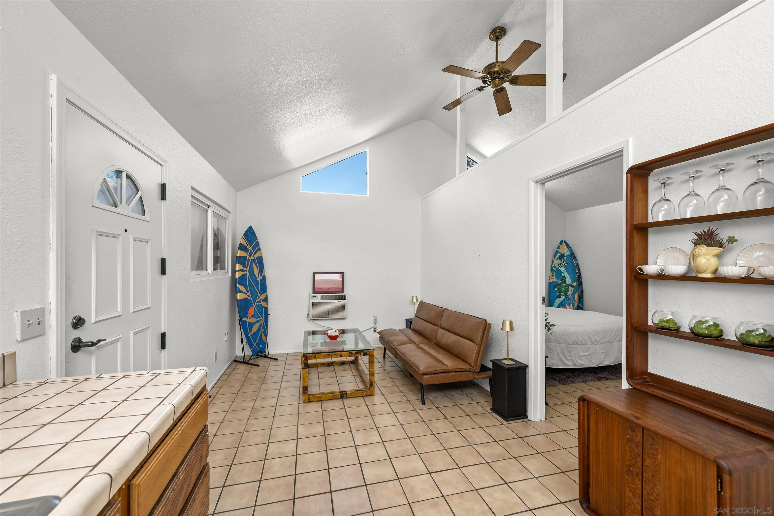 https://cdn.realtyfeed.com/cdn/127/260021611/74b46a11d0247f167bb3969135ace012.webp