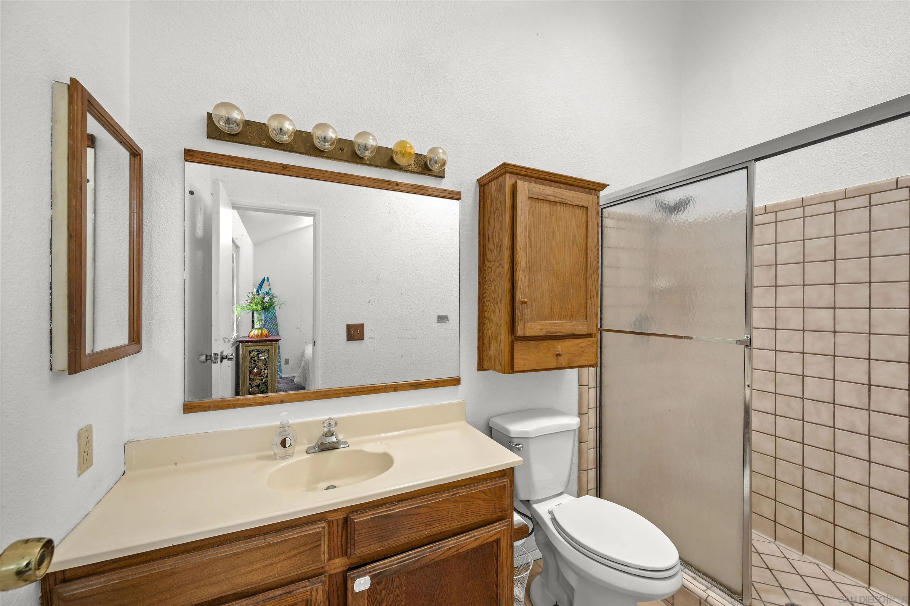 https://cdn.realtyfeed.com/cdn/127/260021611/9567686f27f45213857c045bf3d35d13.webp