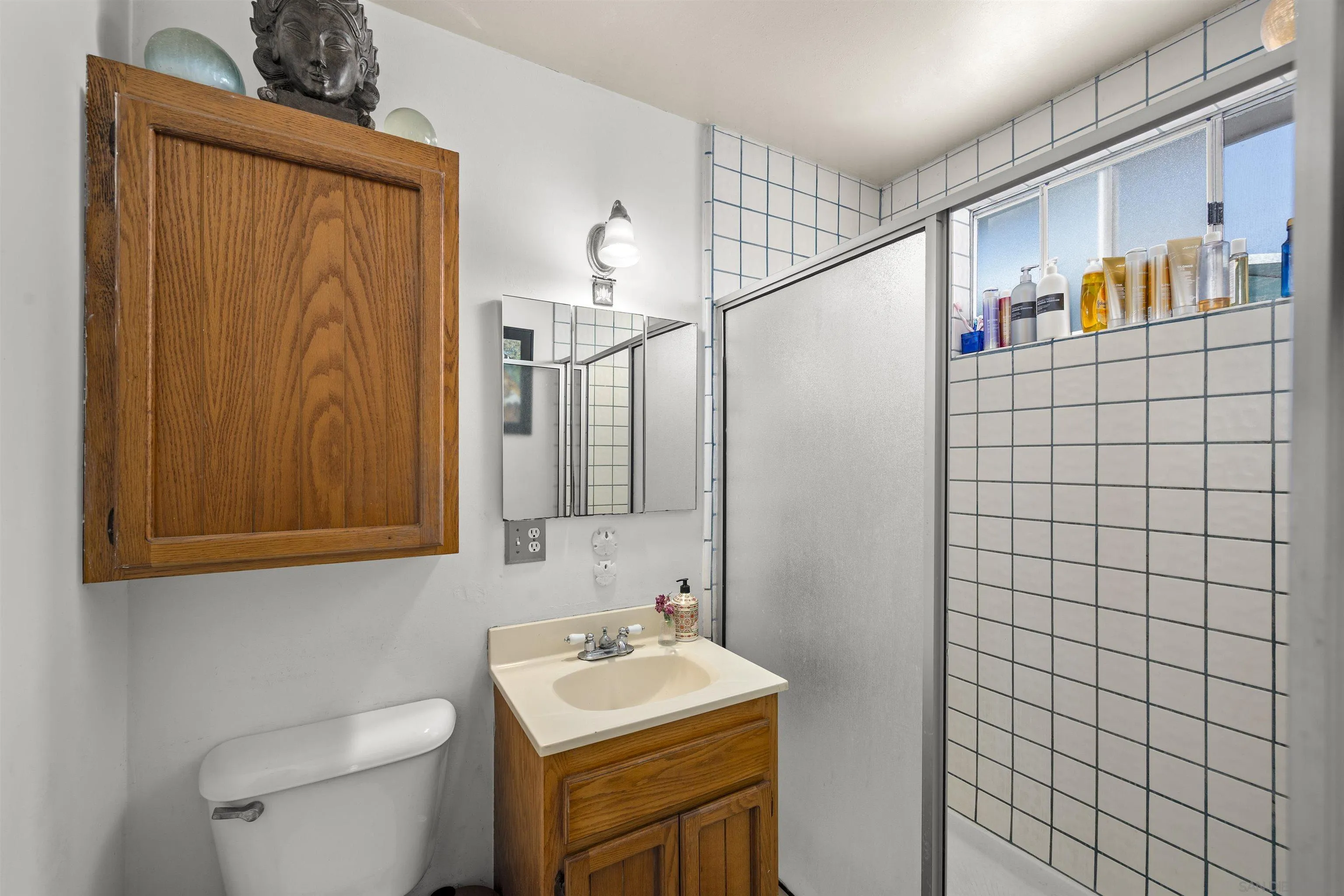 https://cdn.realtyfeed.com/cdn/127/260021611/9b90ca88b14c7300a1fdbb912c79ccee.webp