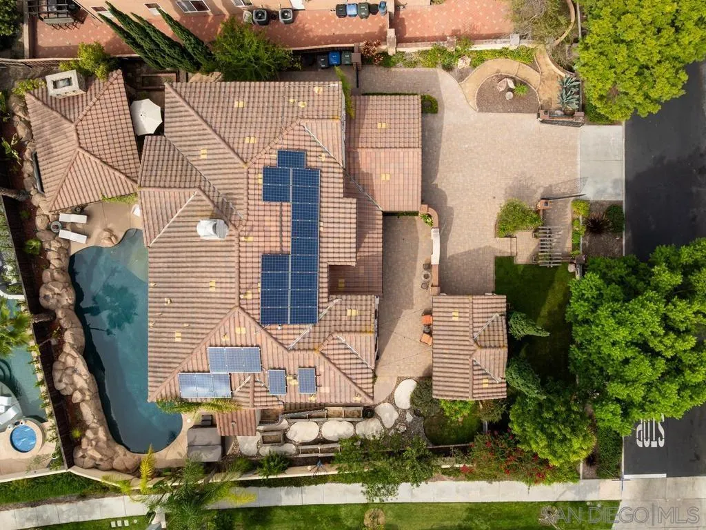 https://cdn.realtyfeed.com/cdn/127/260021614/4308e6ae35131c4a8a74c0c9ab705a6a.webp