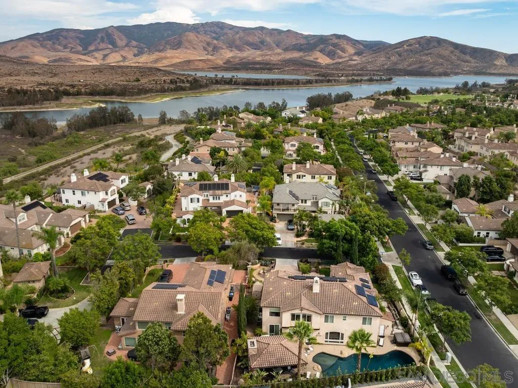 https://cdn.realtyfeed.com/cdn/127/260021614/5d69d11bcfefe3214a19d409927c6a60.webp