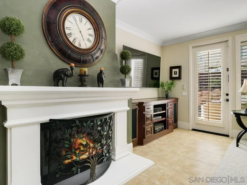 https://cdn.realtyfeed.com/cdn/127/260021614/7d1187def62456e24ea5ffbb70a22ab4.webp