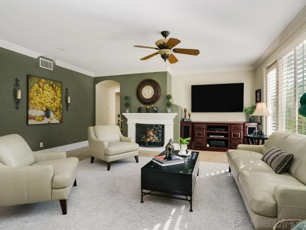 https://cdn.realtyfeed.com/cdn/127/260021614/838b227c33580ca8eaaa0590d43e82d3.webp