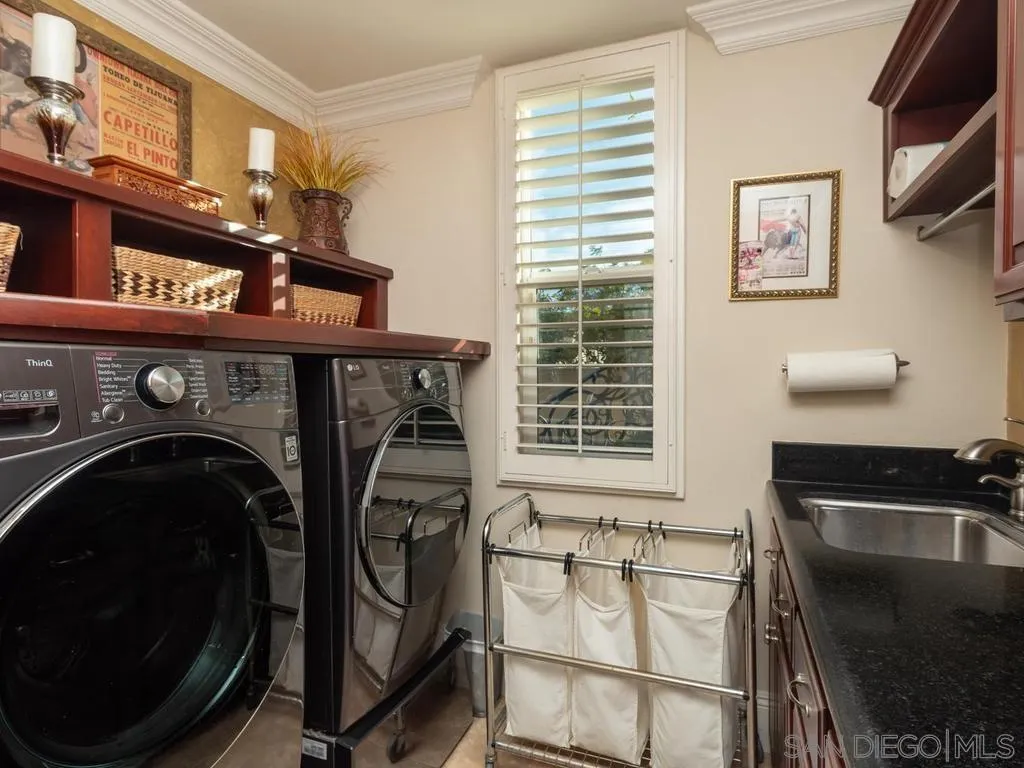 https://cdn.realtyfeed.com/cdn/127/260021614/8b5e6c2805ce25142634bffe09942720.webp