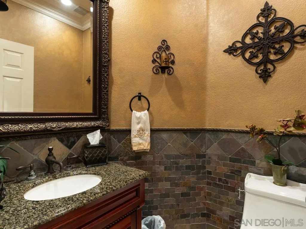 https://cdn.realtyfeed.com/cdn/127/260021614/b3cb5b36578d47c4649921392beff4dd.webp