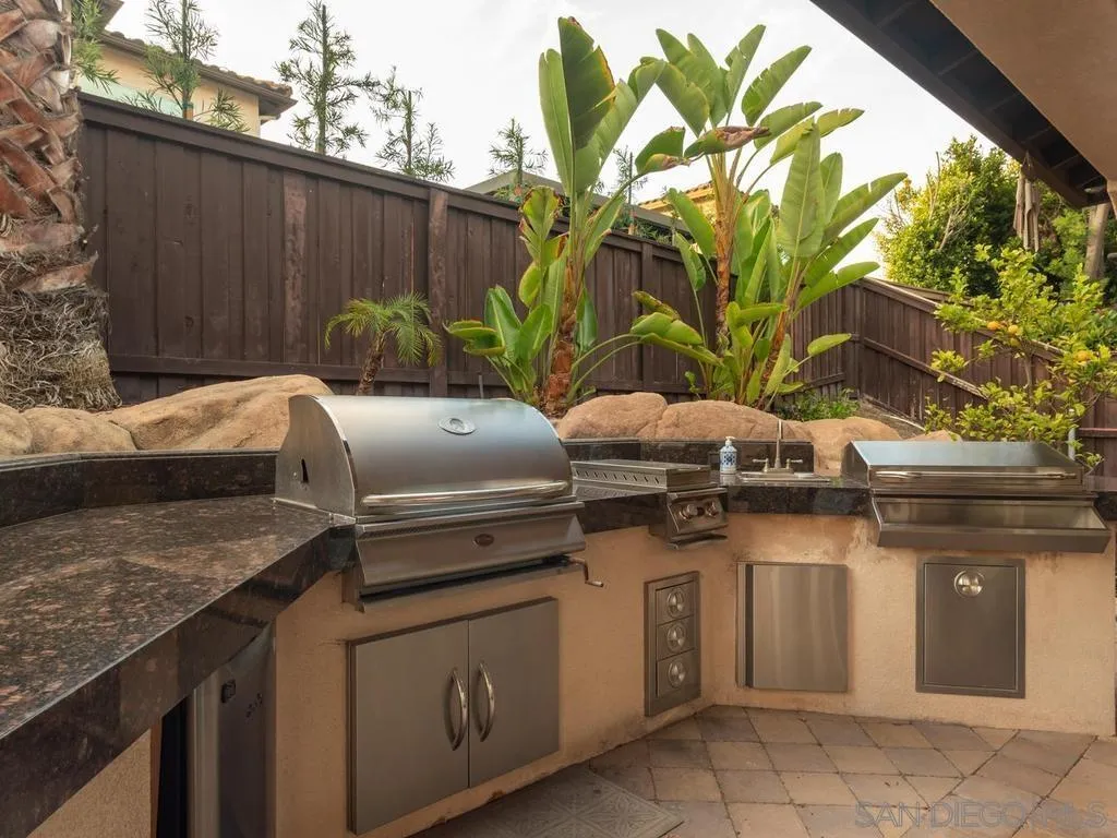 https://cdn.realtyfeed.com/cdn/127/260021614/c2894e2d977af8cc352236b9db69e627.webp