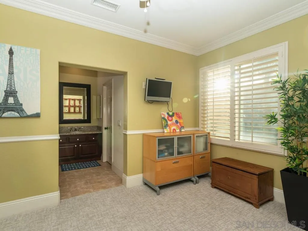 https://cdn.realtyfeed.com/cdn/127/260021614/ce808fb841f8f742400864e4725e2391.webp