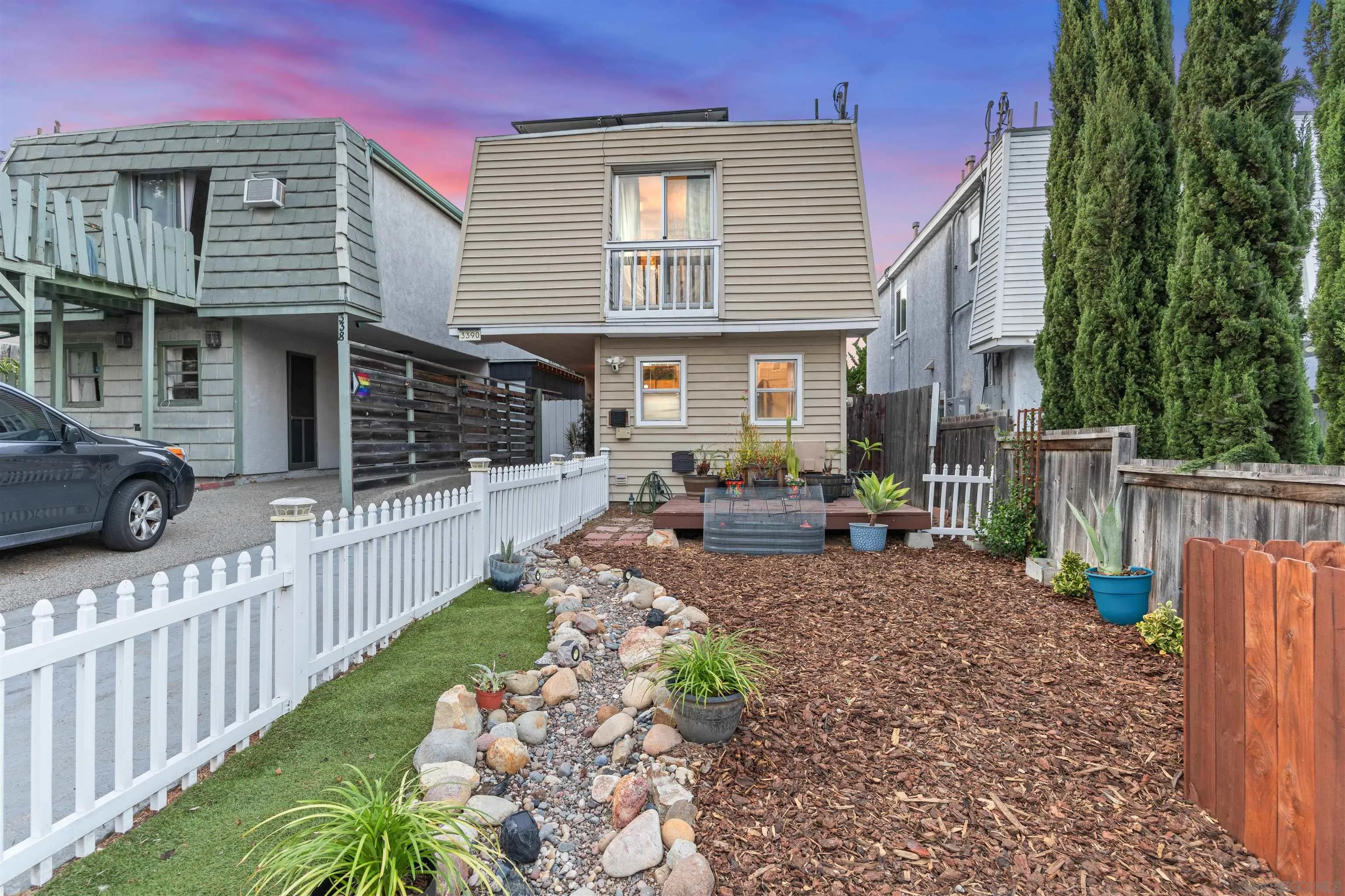 https://cdn.realtyfeed.com/cdn/127/260021616/1dd8bab0bfdc6706ffee59324e62b9ae.webp