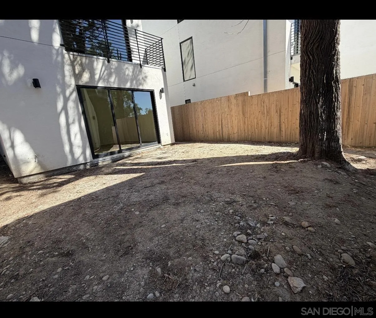 https://cdn.realtyfeed.com/cdn/127/260021617/5494f4b24239df89aaf5111478fd14ee.webp