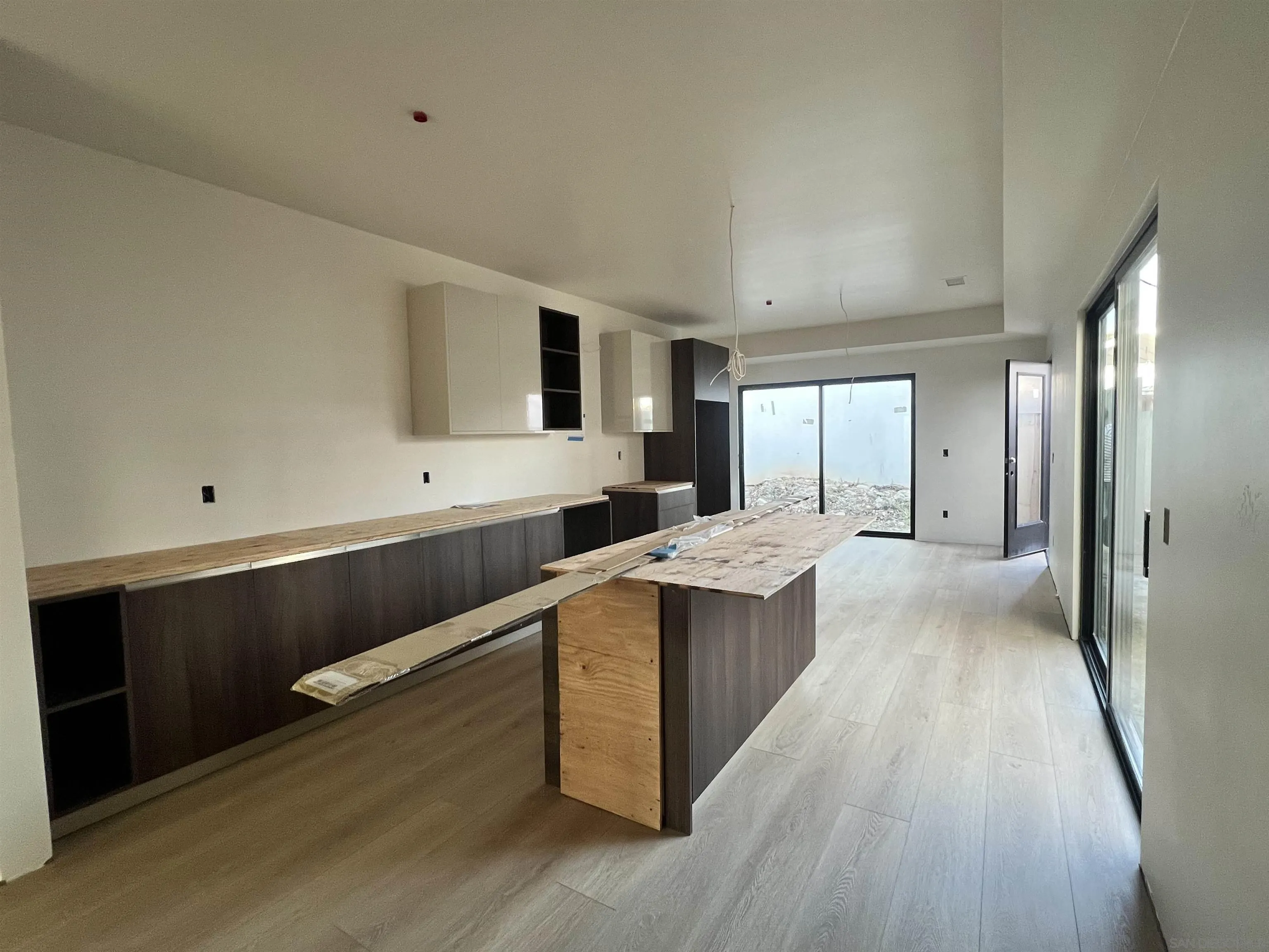 https://cdn.realtyfeed.com/cdn/127/260021617/83536e57934a353aa90a54aada97bee6.webp