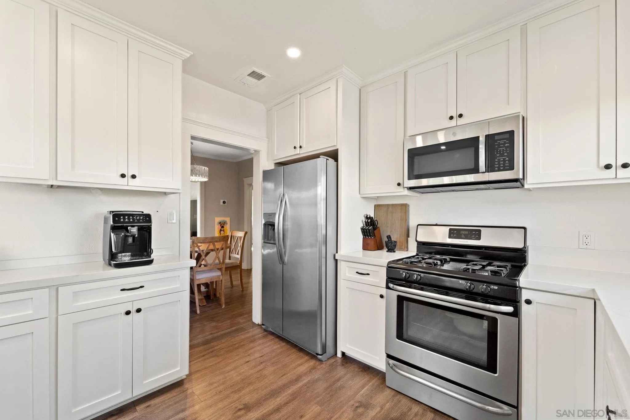 https://cdn.realtyfeed.com/cdn/127/260021619/c579fbde3861349eaf2c4ded9944f0a9.webp