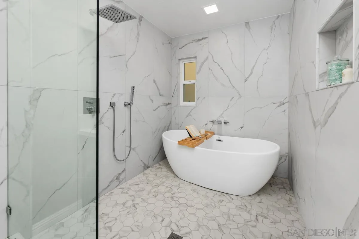 https://cdn.realtyfeed.com/cdn/127/260021620/319a5c20a449be092c926fe9b7ed8f9b.webp