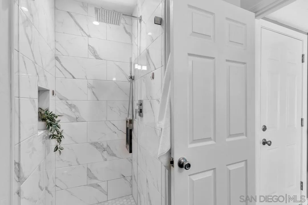 https://cdn.realtyfeed.com/cdn/127/260021623/17f6376cc5218b5469b5c4c669778016.webp