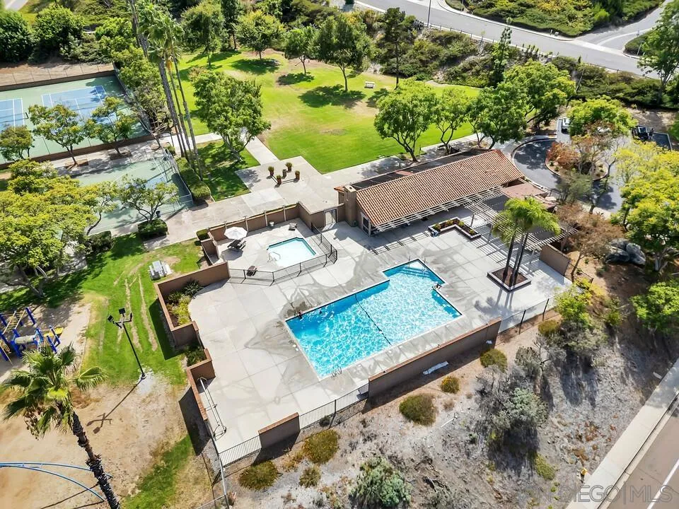https://cdn.realtyfeed.com/cdn/127/260021623/3050122268edca229eabc082f783243c.webp
