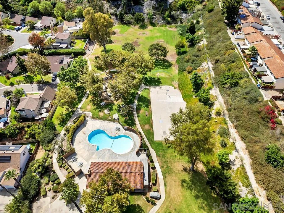 https://cdn.realtyfeed.com/cdn/127/260021623/5e8b7083c19cadbf9ff118bbfb338d17.webp