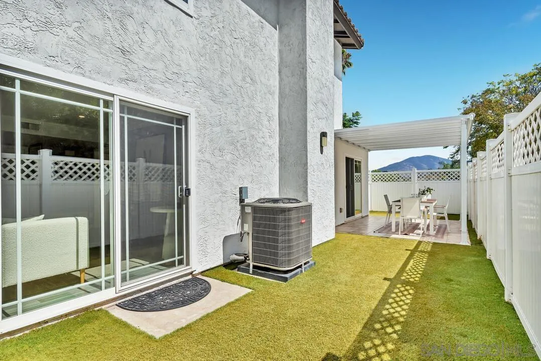 https://cdn.realtyfeed.com/cdn/127/260021623/b6bf55bb67195c6ca167d60d29898e86.webp