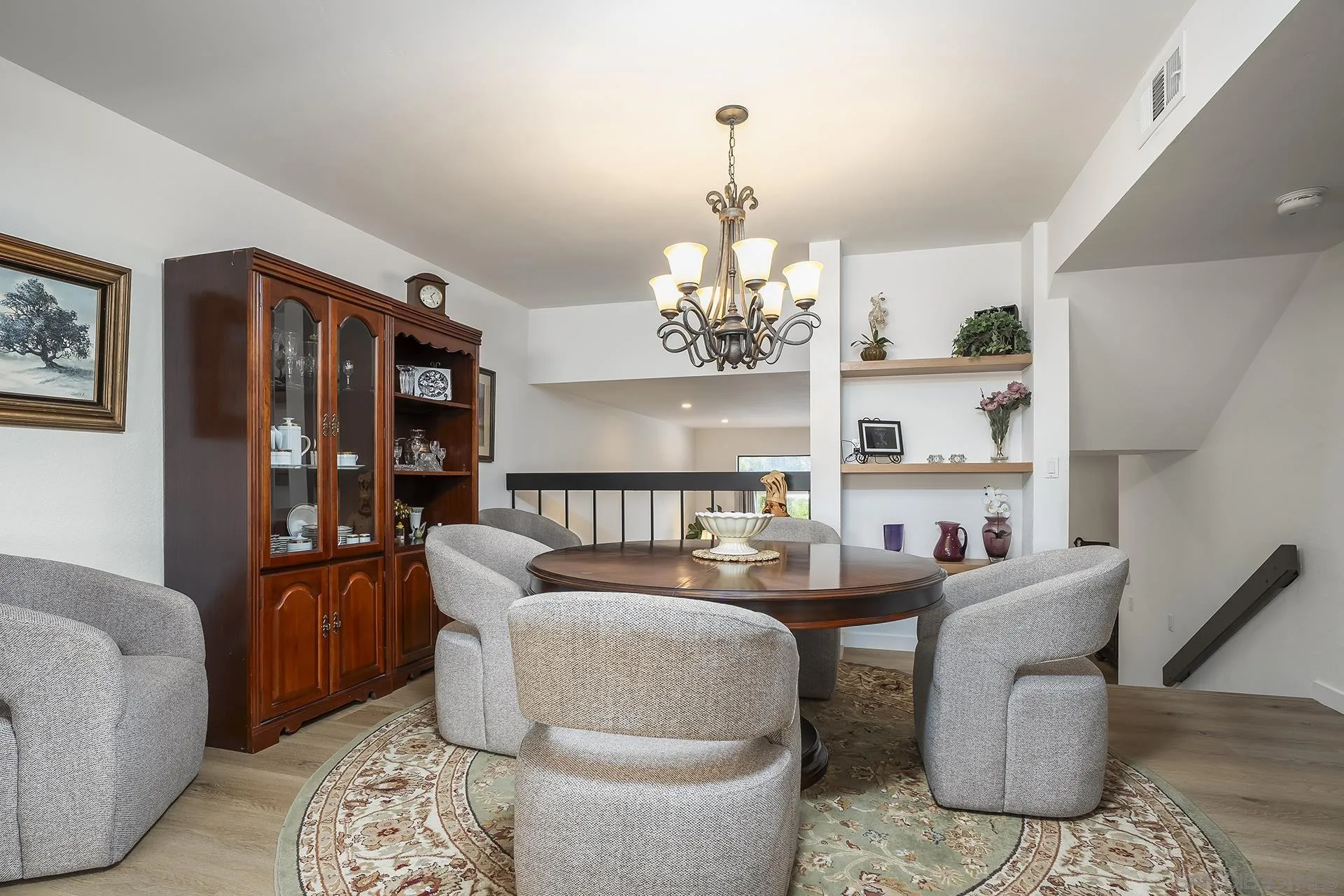 https://cdn.realtyfeed.com/cdn/127/260021624/008a4e839872631ee198823522807f61.webp