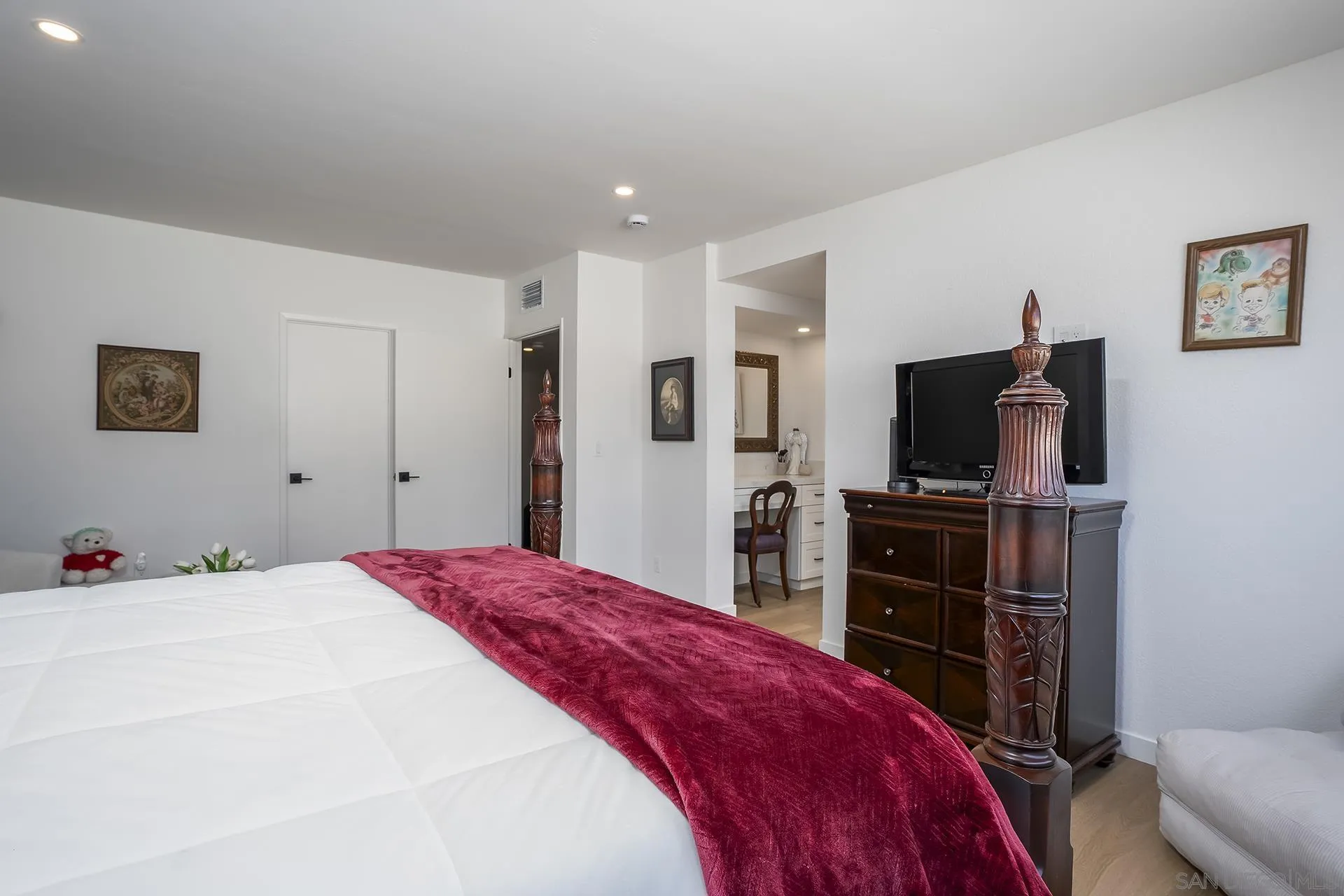 https://cdn.realtyfeed.com/cdn/127/260021624/11431a459c2eae782fc03d94d41f8354.webp