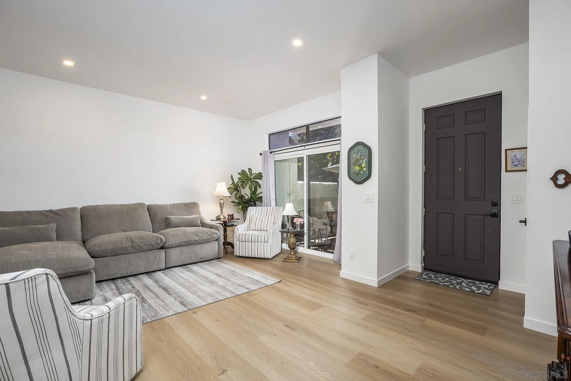 https://cdn.realtyfeed.com/cdn/127/260021624/1e18ead509e15a3c99a3a75489c8097f.webp