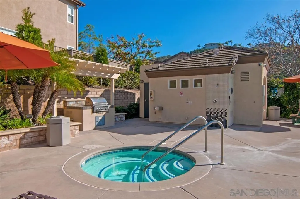 https://cdn.realtyfeed.com/cdn/127/260021625/166c29b3d2120cf22aae6bbaf3dea218.webp