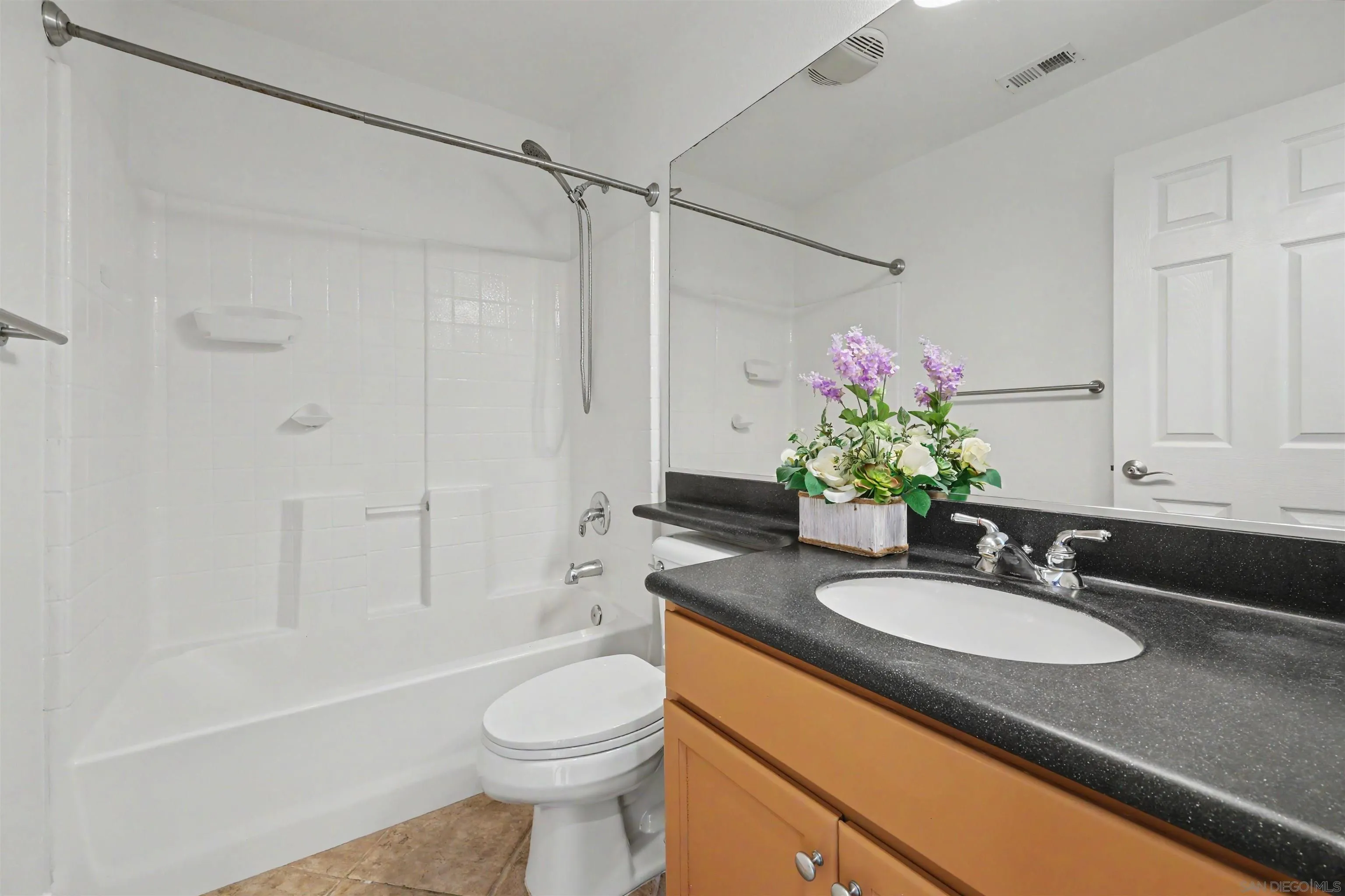 https://cdn.realtyfeed.com/cdn/127/260021625/27aa4ce07bbeb365ea64f8ca9faa1db7.webp