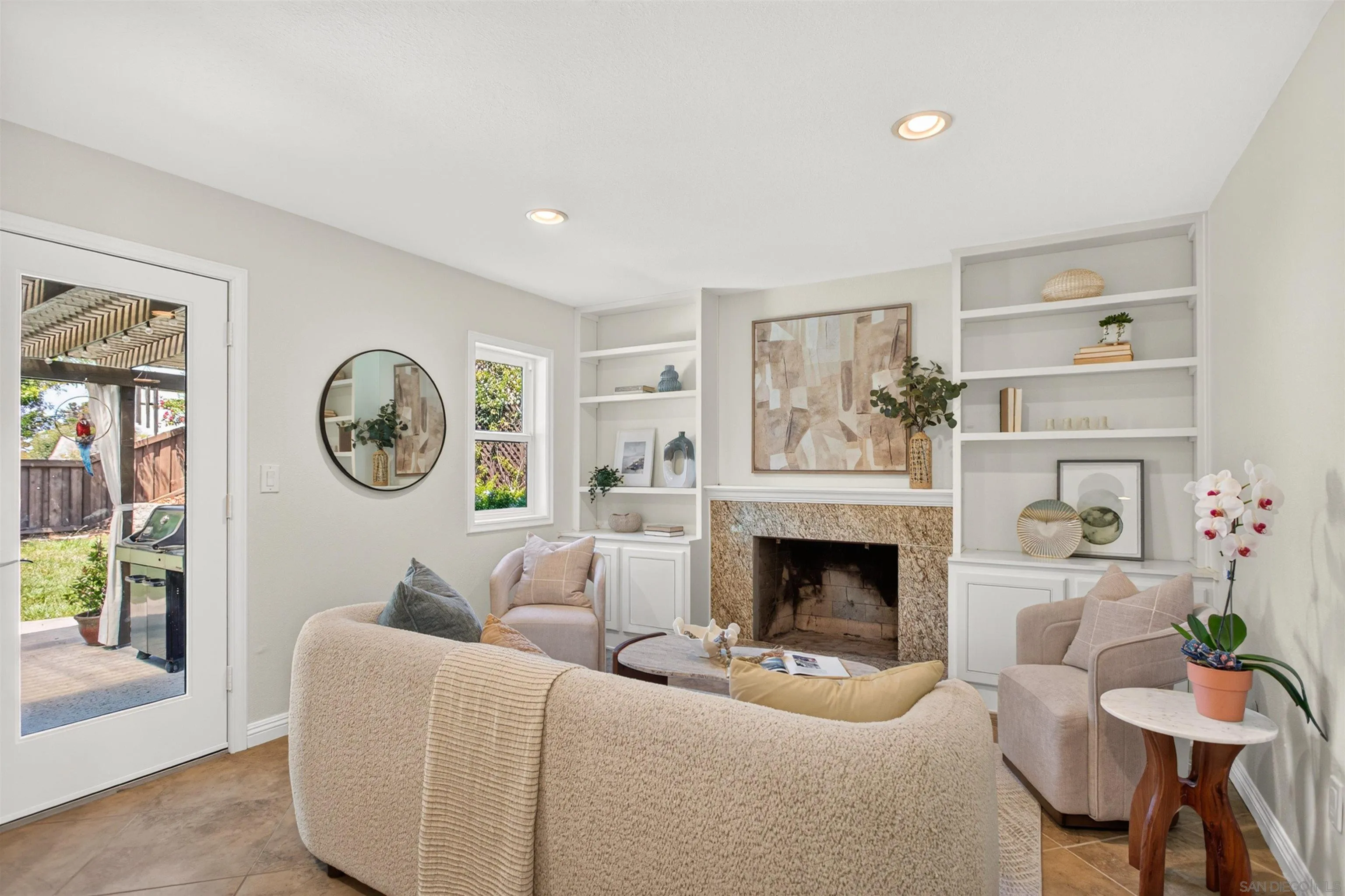https://cdn.realtyfeed.com/cdn/127/260021627/276569fcdf620afeaa1cd3bbd49d2e51.webp