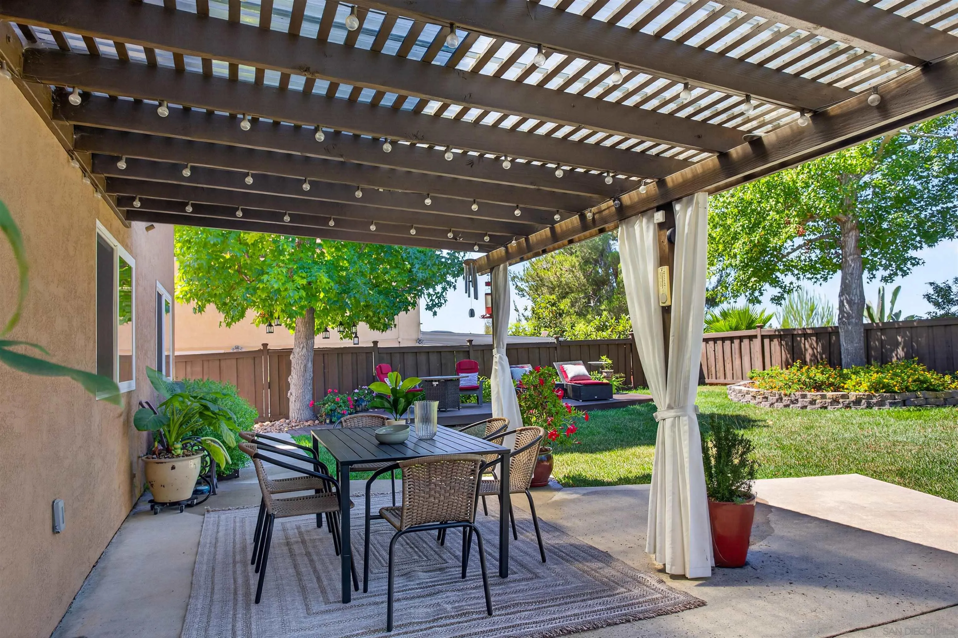 https://cdn.realtyfeed.com/cdn/127/260021627/54f518df5f0bff7afa1af6513632de1e.webp
