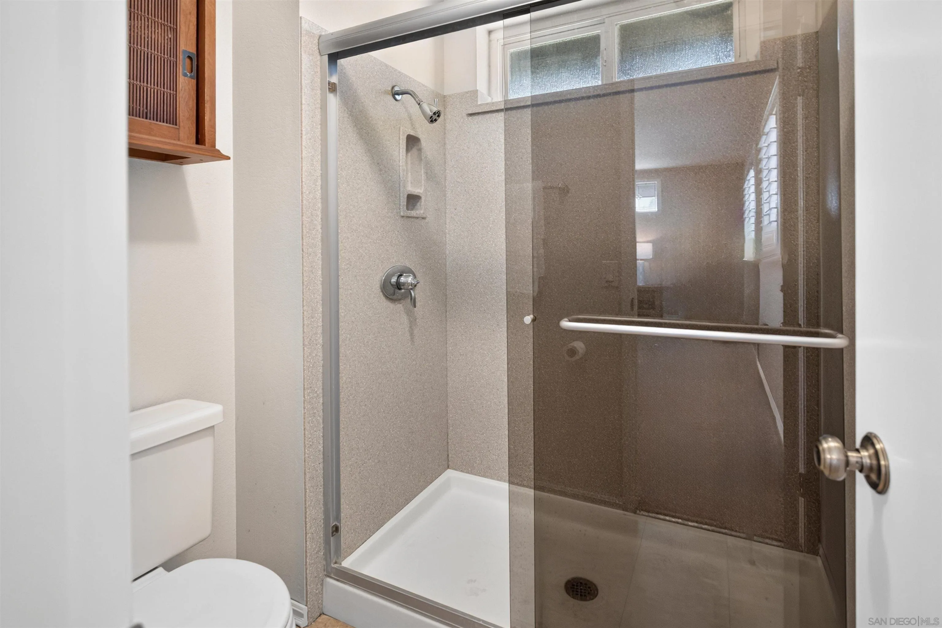 https://cdn.realtyfeed.com/cdn/127/260021627/f696009322c60220b23a2ae5e7a79e55.webp