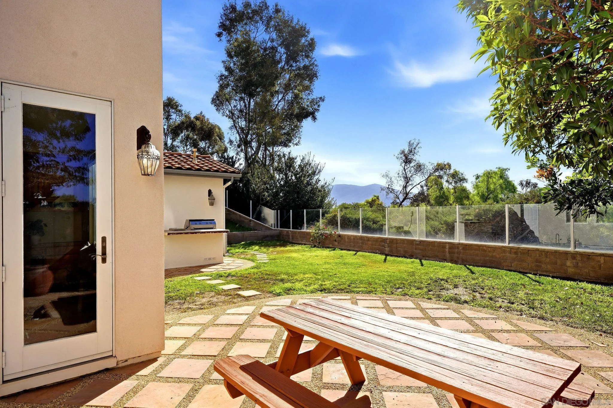 https://cdn.realtyfeed.com/cdn/127/260021634/6f8efa9416381c309980b3542241537a.webp