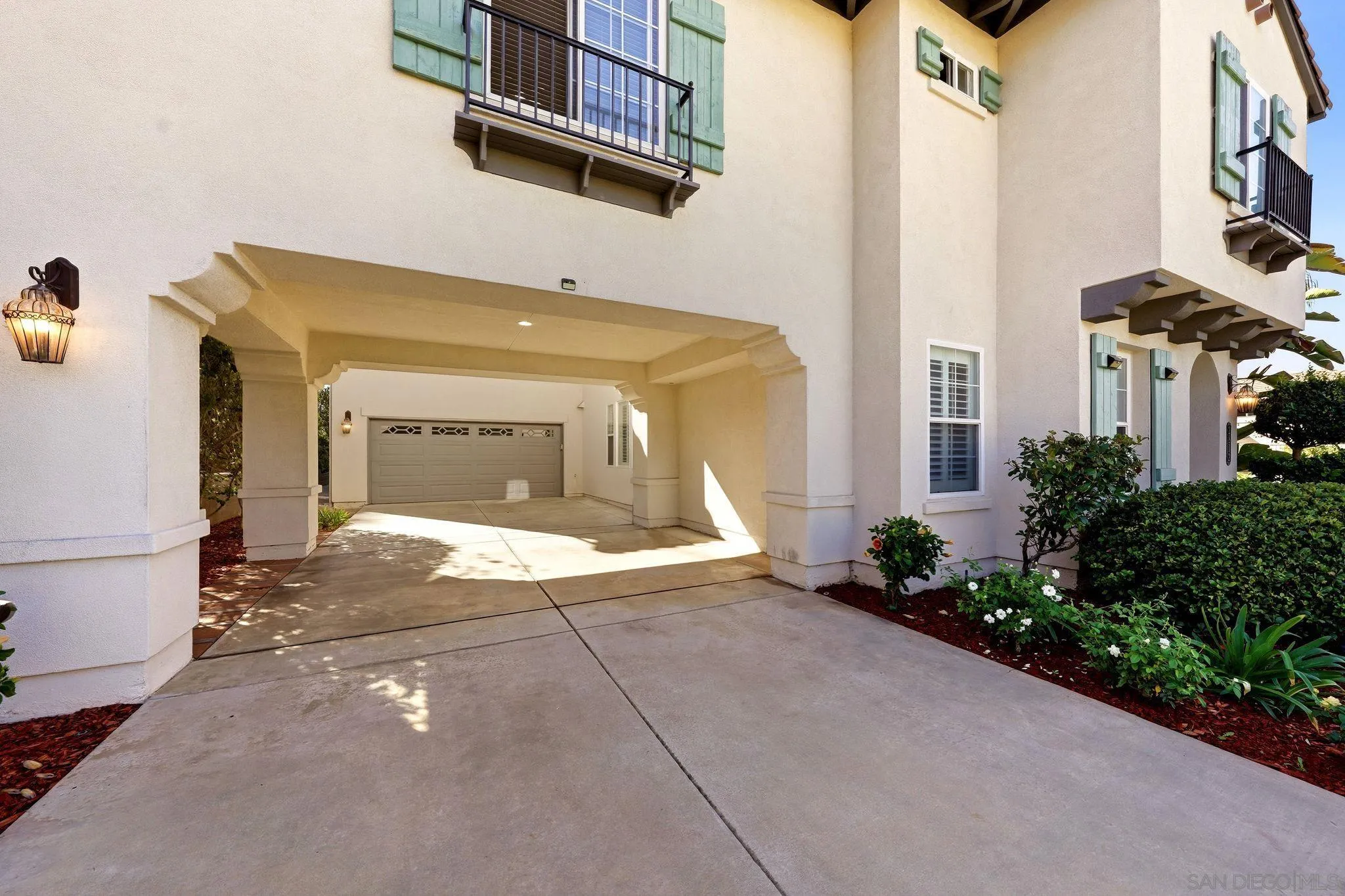 https://cdn.realtyfeed.com/cdn/127/260021634/777175088a13beecc6843e86799968f9.webp