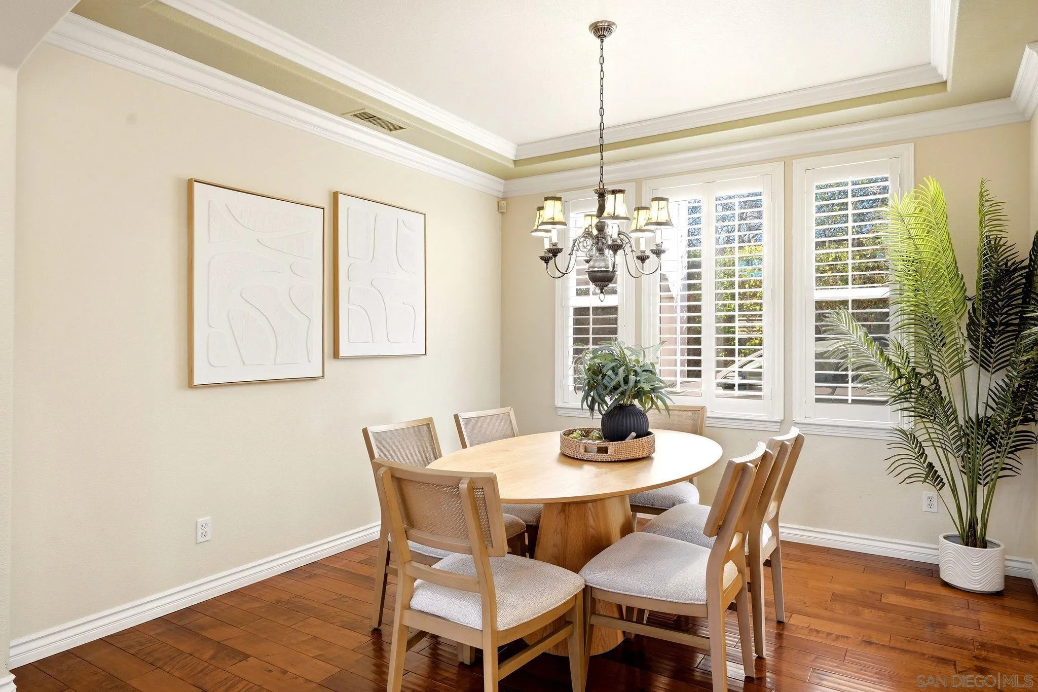 https://cdn.realtyfeed.com/cdn/127/260021634/788b80b3989030413c9ae1335f2c27a8.webp