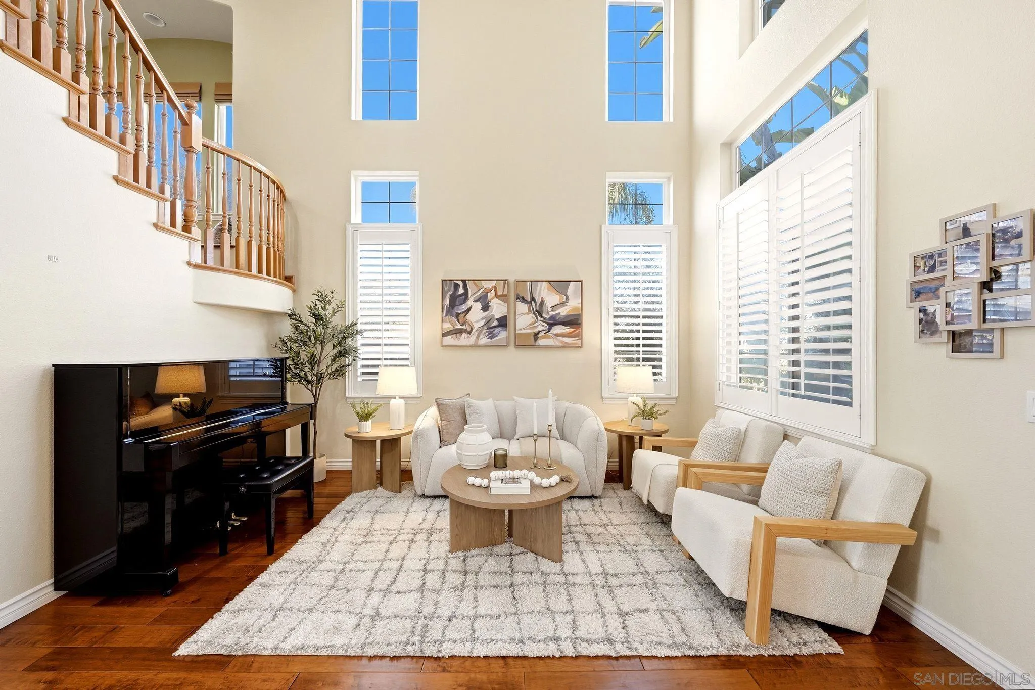 https://cdn.realtyfeed.com/cdn/127/260021634/c98b168e2633cfb5c55a913de71e4f80.webp