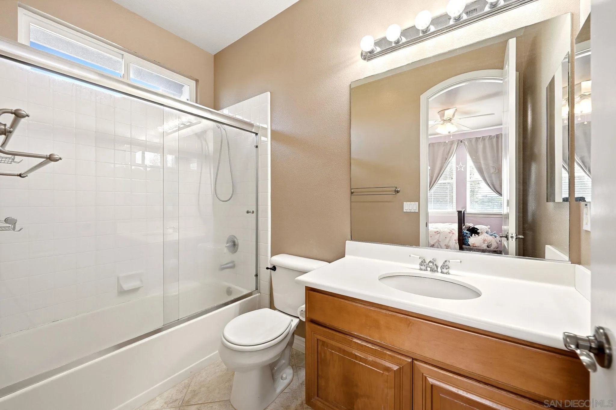 https://cdn.realtyfeed.com/cdn/127/260021634/f7c84937dd0c817426374283ee9cb885.webp