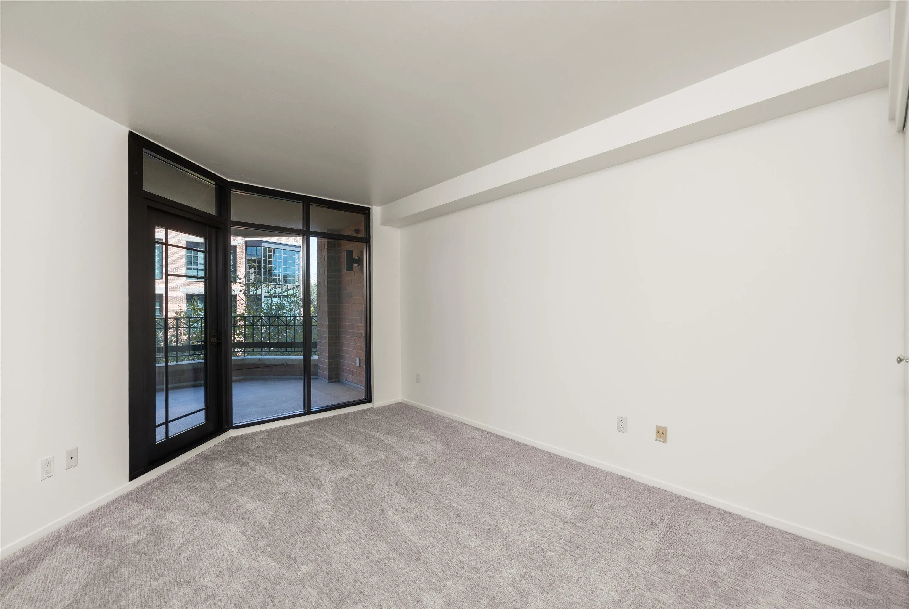 https://cdn.realtyfeed.com/cdn/127/260021638/58f78518c6a8e51b4c7ca7d552097809.webp