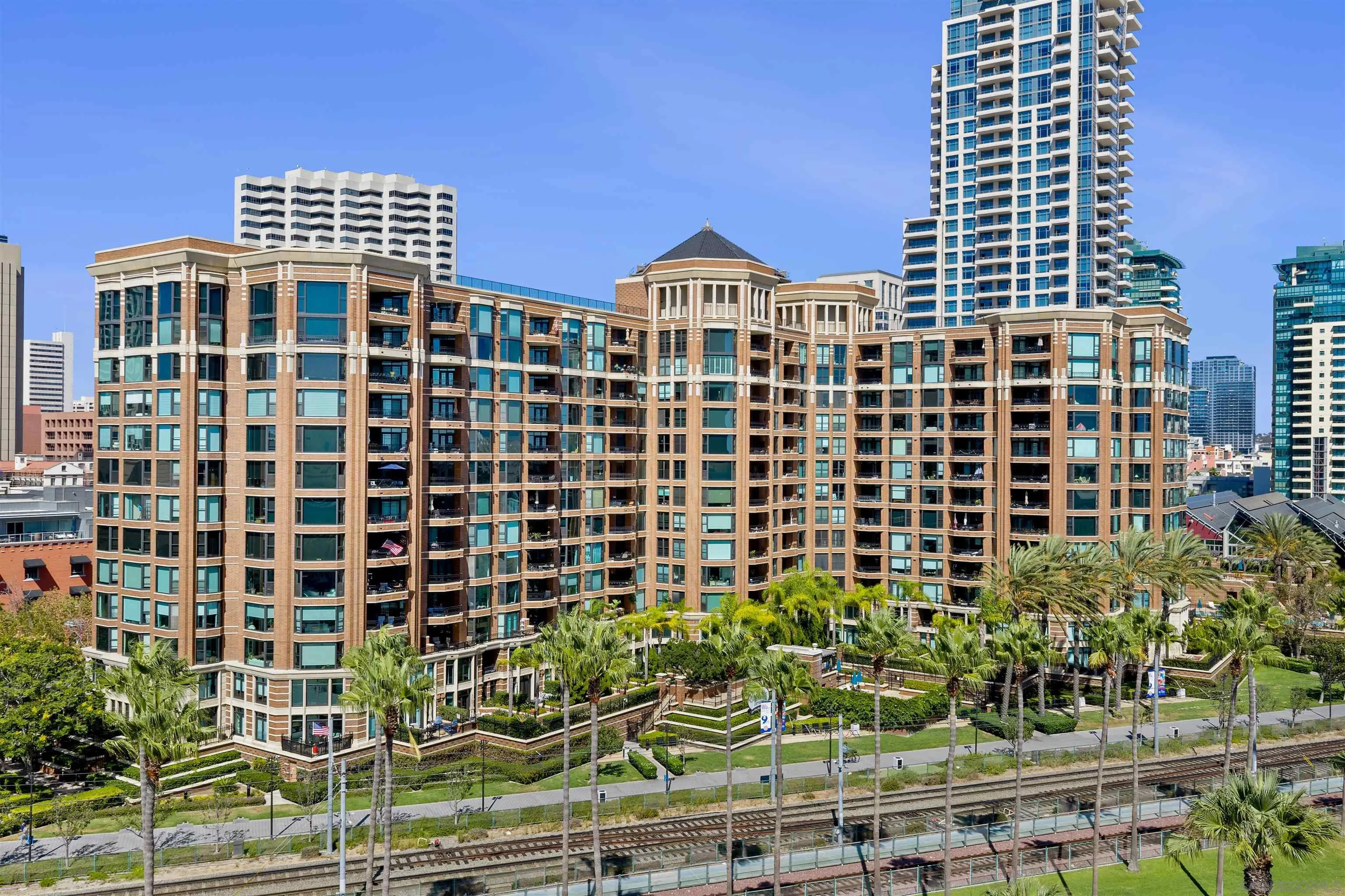 https://cdn.realtyfeed.com/cdn/127/260021638/63faee7ba30f5d054ab01b576784a885.webp