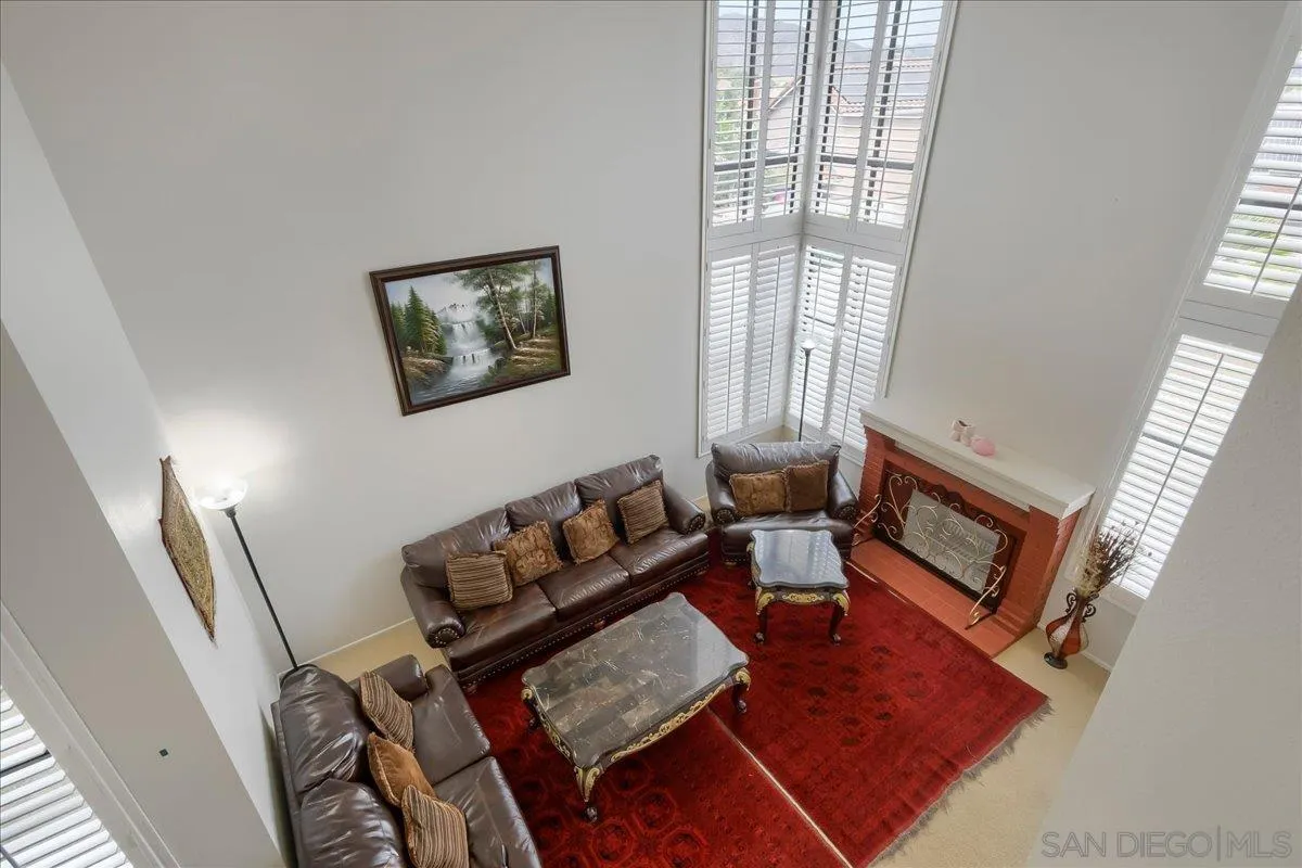https://cdn.realtyfeed.com/cdn/127/260021648/198ca7cc15b88a4e4bf01b59295f1ca6.webp