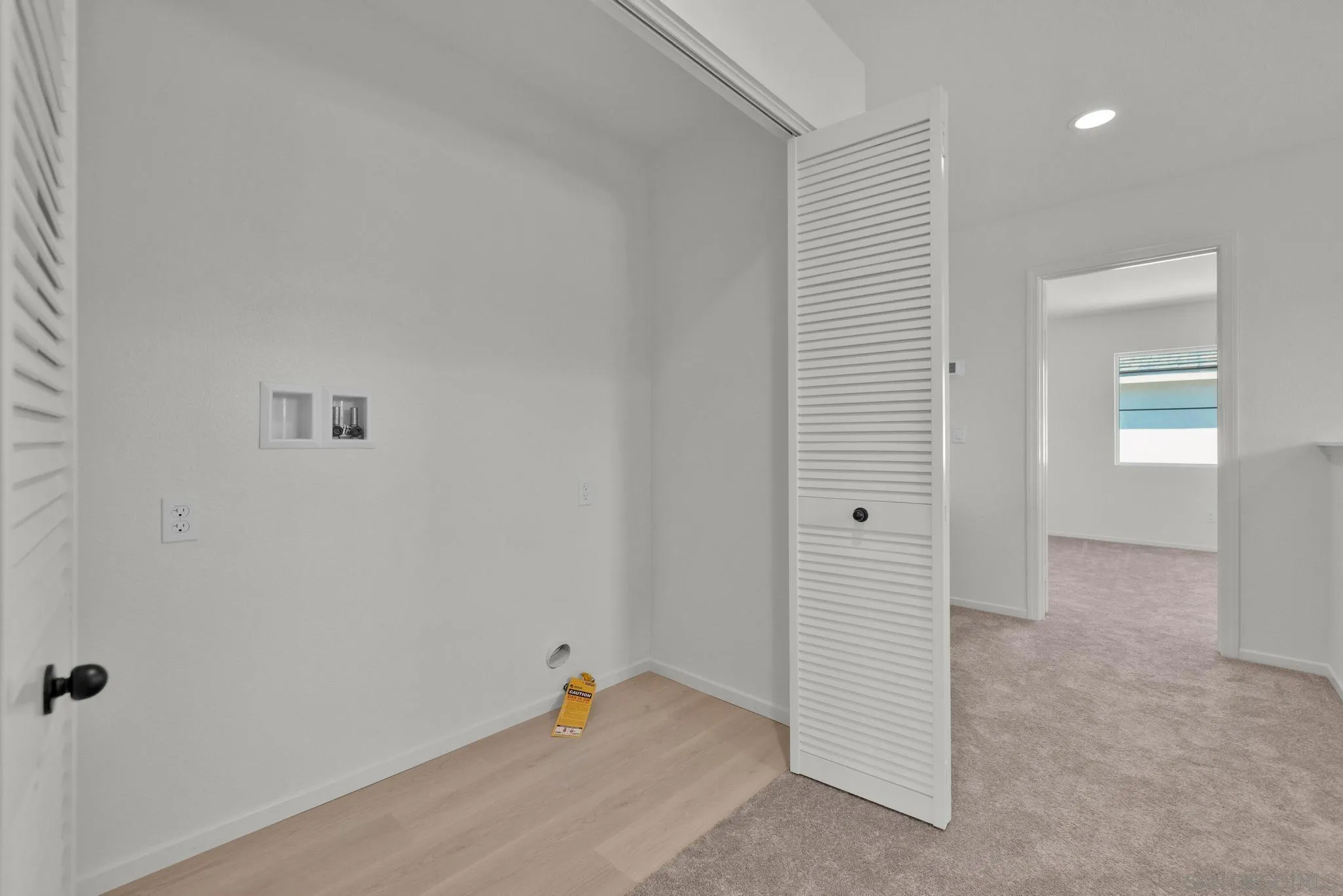 https://cdn.realtyfeed.com/cdn/127/260021649/3877f6688aa91dae8f5dd75eb155c515.webp