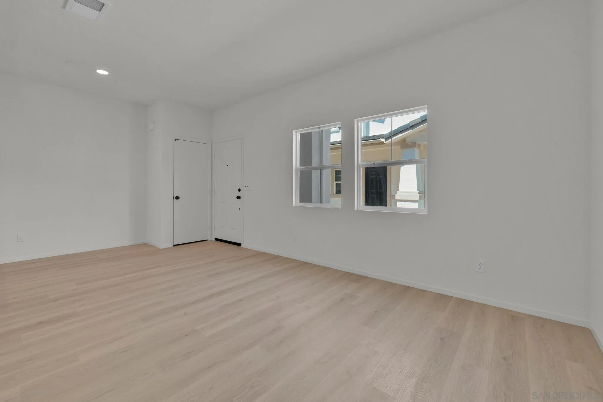 https://cdn.realtyfeed.com/cdn/127/260021649/bf076e348849ac8cf2f41c9139db3613.webp