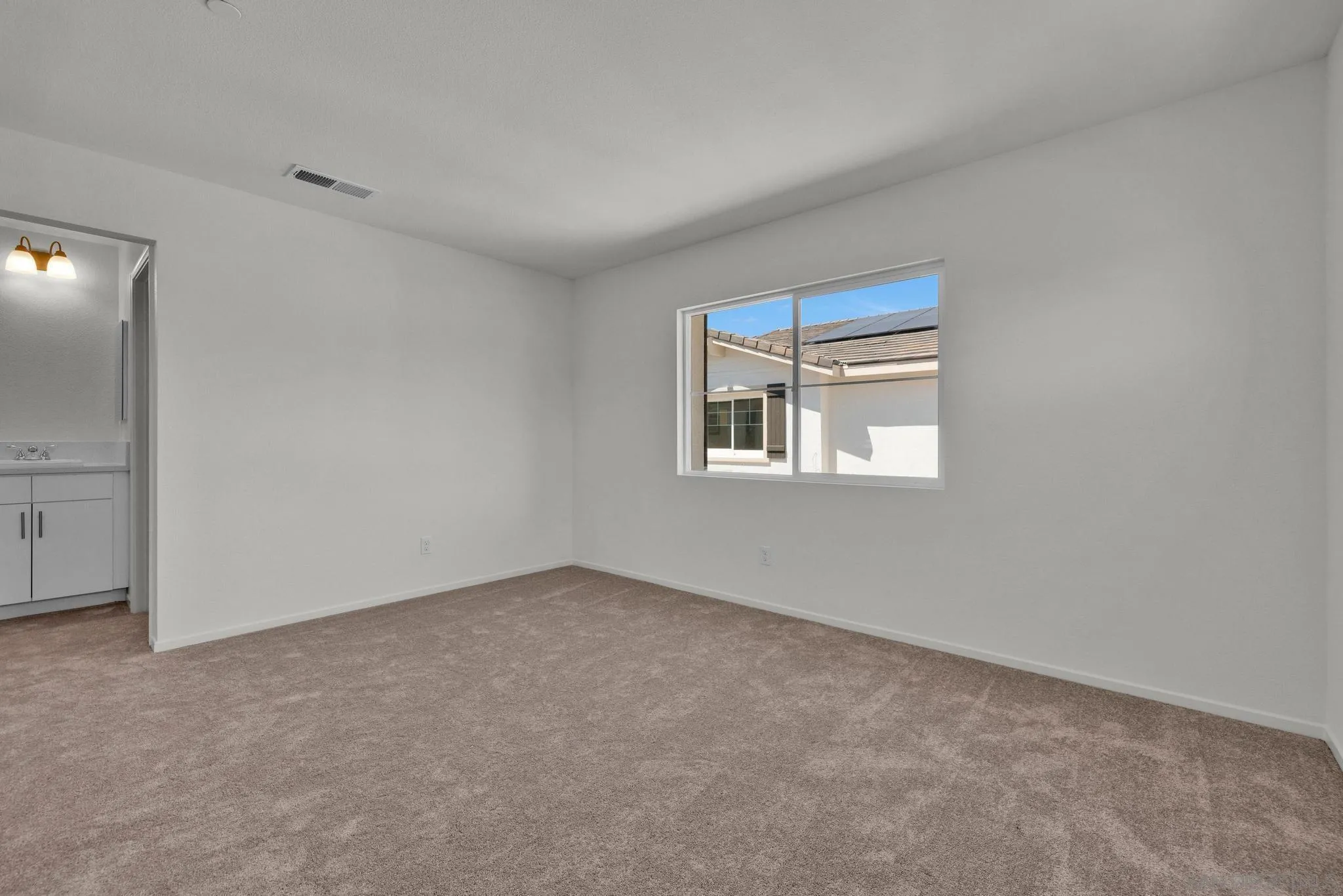 https://cdn.realtyfeed.com/cdn/127/260021649/e89b912036407d4efae3be5fcec0a66b.webp