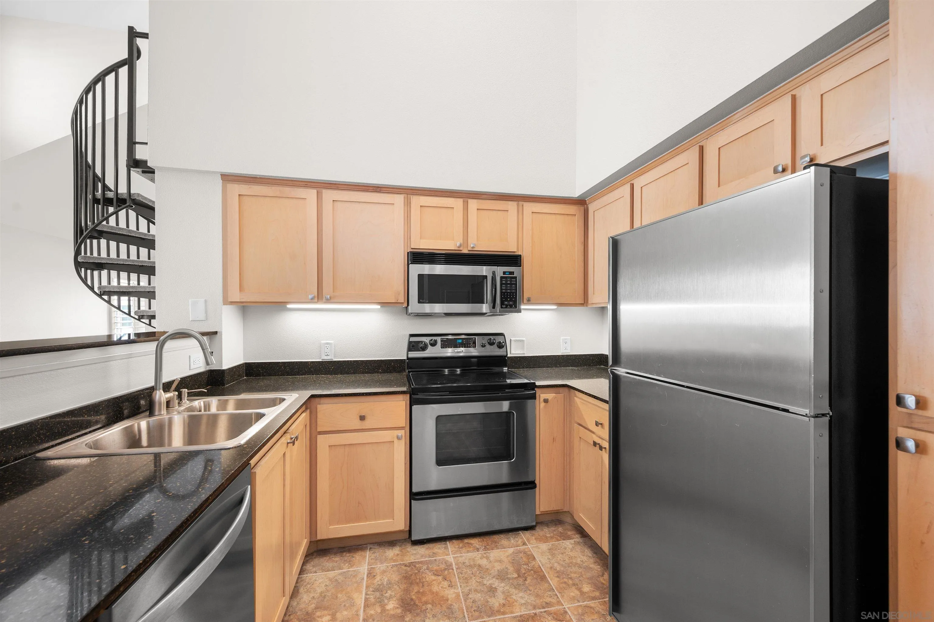 2400 5th Ave Unit 425, San Diego, CA 92101 - Photo 3 of 31, San Diego, CA