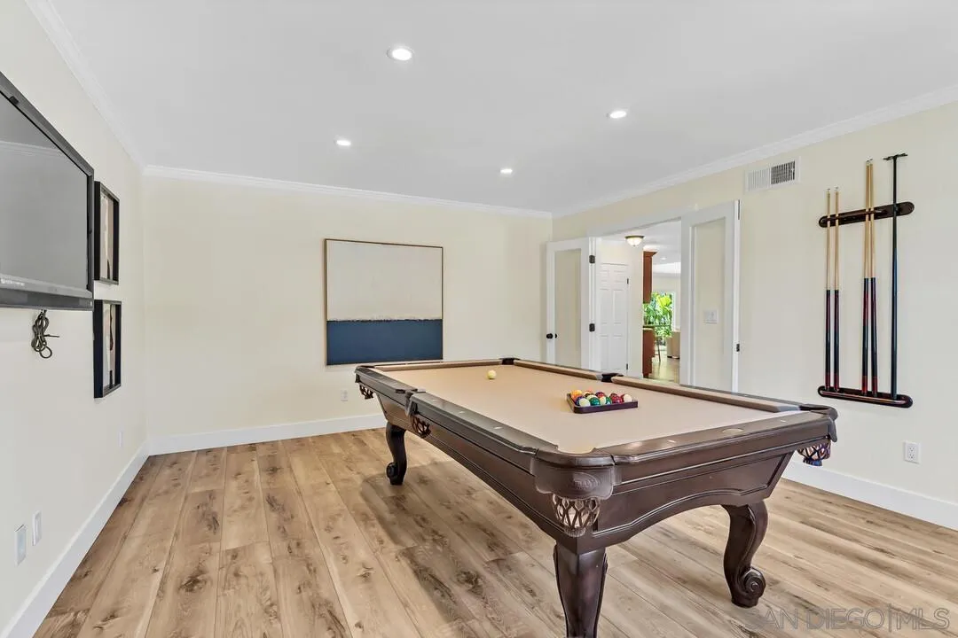 https://cdn.realtyfeed.com/cdn/127/260021653/7f6bbcc54247b35a79bf45cb74c58558.webp